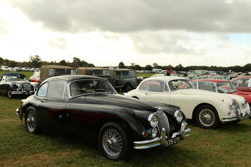 Illustration for article titled The Parking Lot At The Goodwood Revival Is The Most Magical Parking Lot In The World